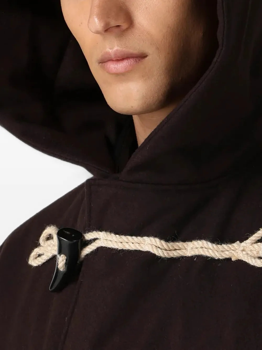 toggle-fastening hooded coat