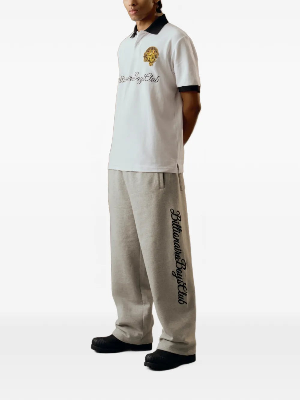 logo-embroidered contrast-collar polo shirt