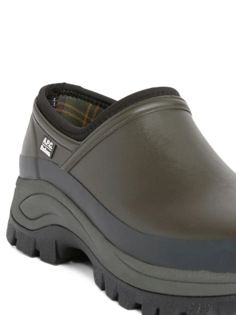 x A.P.C. logo-patch boots