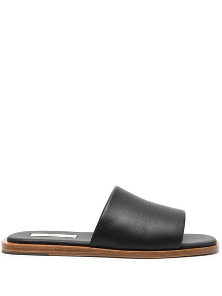 Slip On-Style Leather Sandals