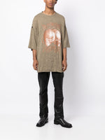 Graphic-Print Distressed-Effect T-Shirt